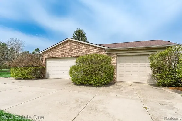 1865 Crestline ST, Rochesterhillscity_oakland, MI 48307