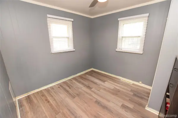 409 W Alma AVE, Flintcity_genesee, MI 48505