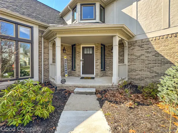 43169 Ashbury DR, Novicity_oakland, MI 48375