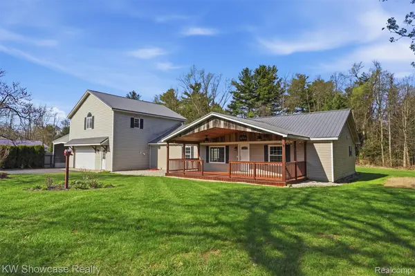 3708 Hideaway CT, Brightontownship_livingston, MI 48114