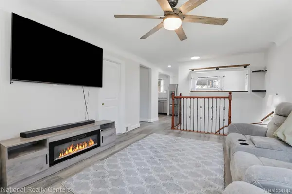 1284 ATKINSON AVE, Bloomfieldchartertownship_oakland, MI 48302