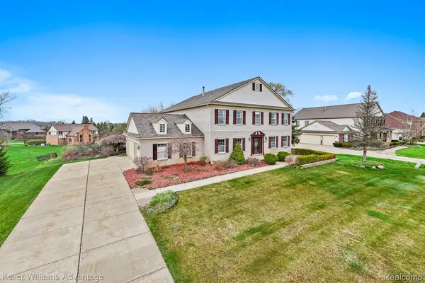 4100 Norwich CT, Oaklandchartertownship_oakland, MI 48306