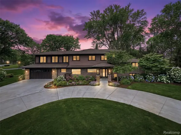 218 Hillboro DR, Bloomfieldhillscity_oakland, MI 48301