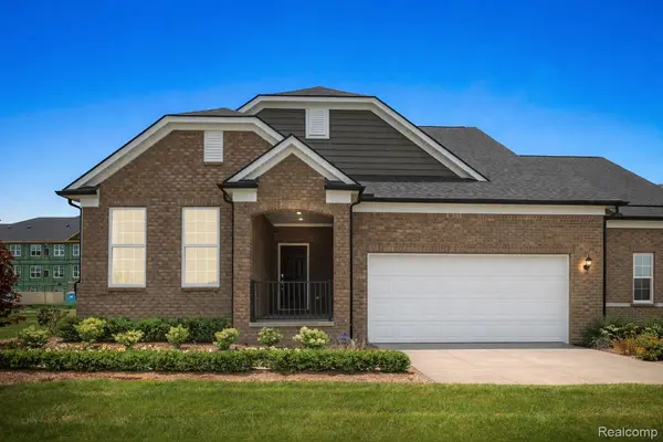 42807 Arbor DR, Clintonchartertownship_macomb, MI 48038