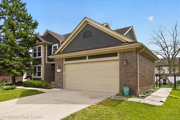 45663 Radnor RD, Cantonchartertownship_wayne, MI 48187