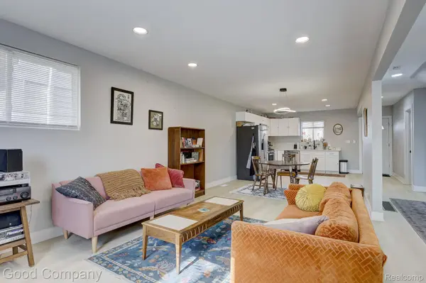 9578 Oakland ST, Detroitcity_wayne, MI 48211