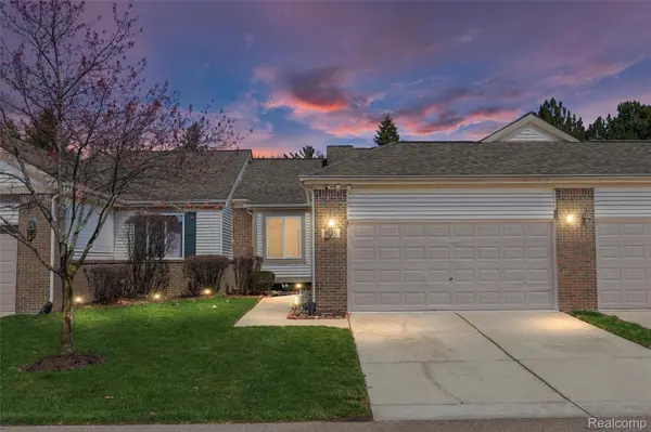 405 Ravencrest LN, Westlandcity_wayne, MI 48185