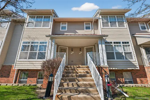 11693 Squiers BLVD #99, Uticacity_macomb, MI 48315