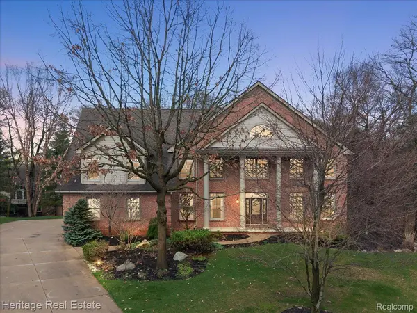 1562 Eagle TRL, Oxfordchartertownship_oakland, MI 48371