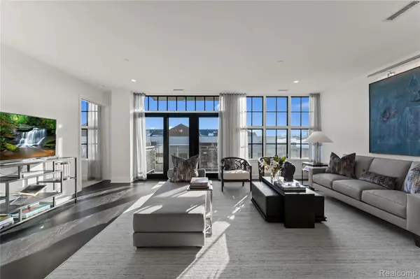 2051 VILLA RD #403, Birminghamcity_oakland, MI 48009