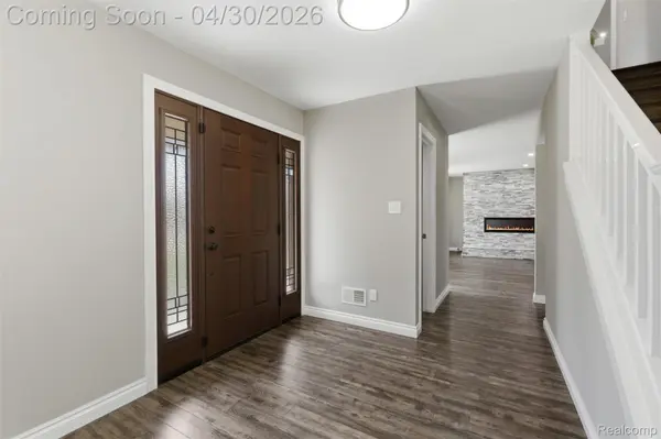 7978 Little Farm LN, Westbloomfieldchartertownship_oakland, MI 48322