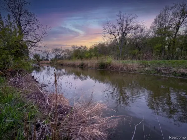 0 NHN Estral Crt, Estralbeachvillage_monroe, MI 48166