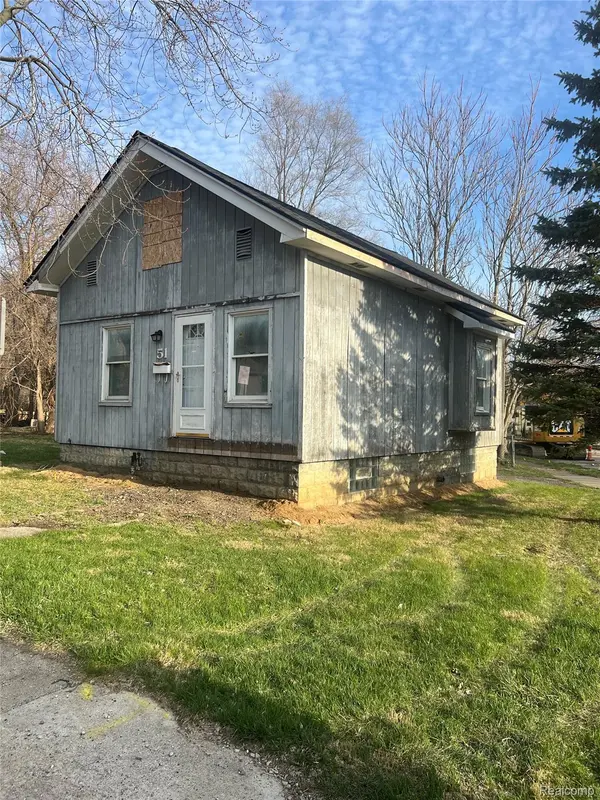 51 Bennett ST, Pontiaccity_oakland, MI 48342