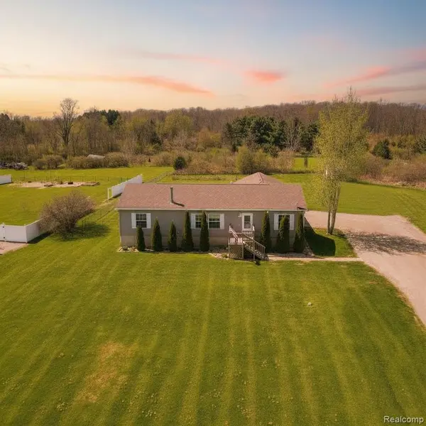 3056 W Cook RD, Mundytownship_genesee, MI 48439