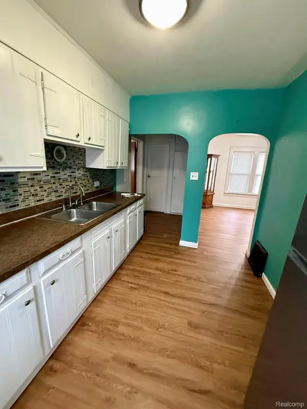 1516 Kent ST, Flintcity_genesee, MI 48503