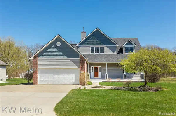 1025 Crystal Wood DR, Davisontownship_genesee, MI 48423