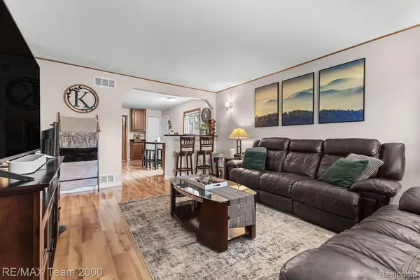 8003 Roosevelt ST, Taylorcity_wayne, MI 48180