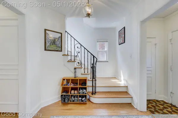 18264 San Juan DR, Detroitcity_wayne, MI 48221