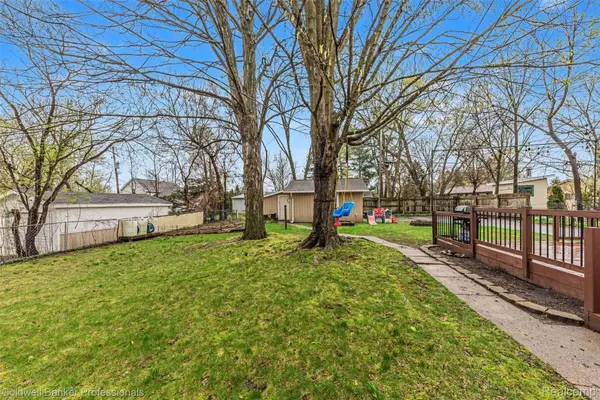 905 Michigan ST, Brightoncity_livingston, MI 48116