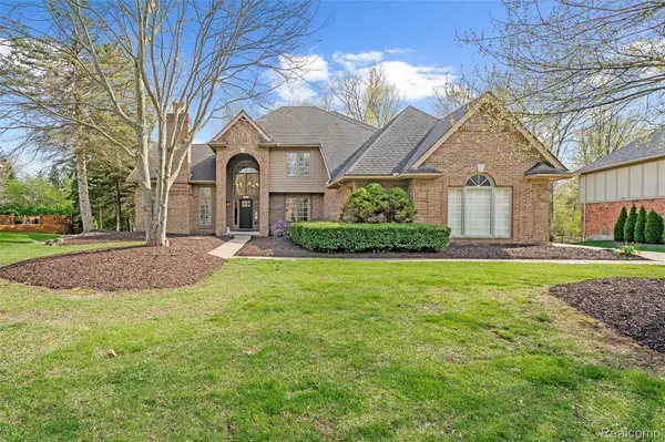 46611 Darwood CT, Plymouthchartertownship_wayne, MI 48170