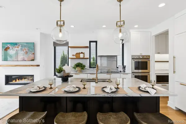 832 Humphrey AVE, Birminghamcity_oakland, MI 48009