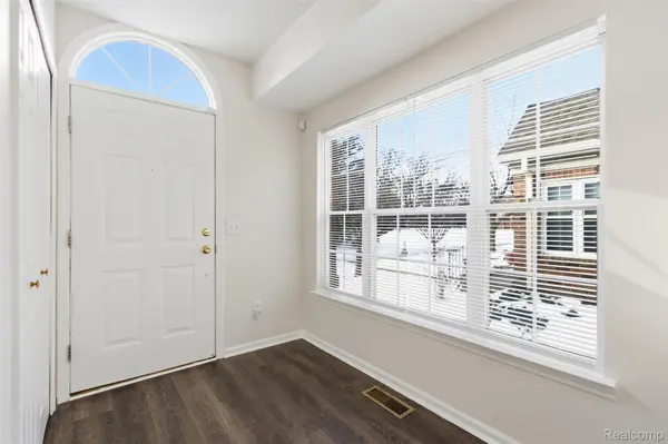 1825 Campau Farms Circle CIR, Detroitcity_wayne, MI 48207