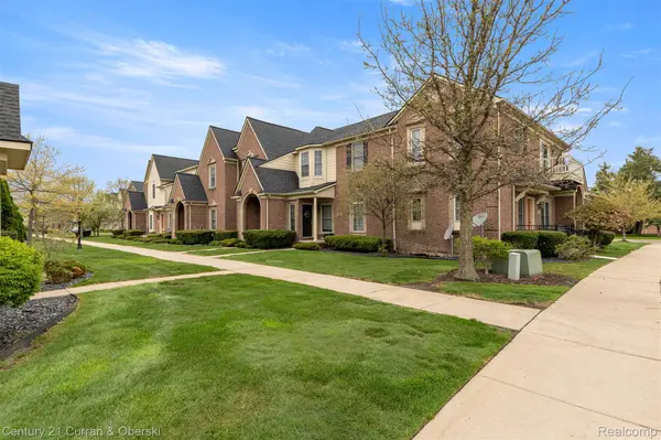 45599 Graystone LN, Cantonchartertownship_wayne, MI 48187