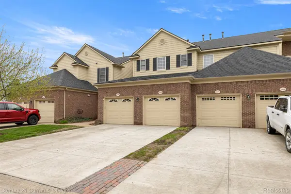 45599 Graystone LN, Cantonchartertownship_wayne, MI 48187