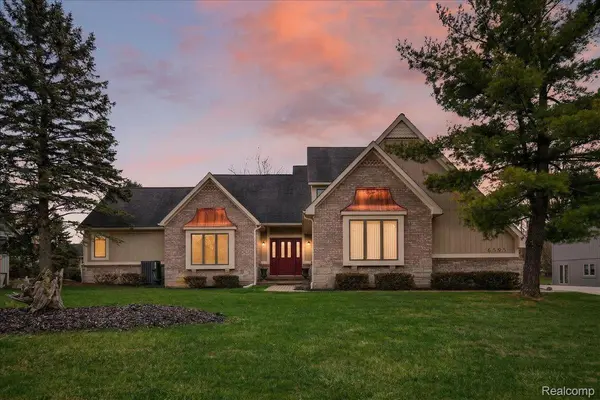 6595 Deer Ridge DR, Clarkstoncity_oakland, MI 48348