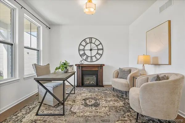 8249 Starina CT, Greenoaktownship_livingston, MI 48116