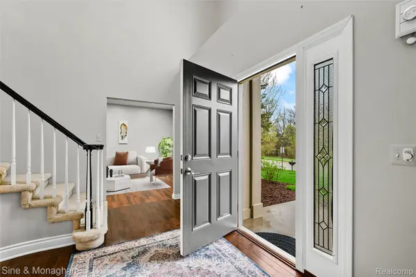 4451 Carriage Hill CT, Oaklandchartertownship_oakland, MI 48306