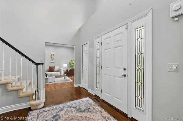 4451 Carriage Hill CT, Oaklandchartertownship_oakland, MI 48306