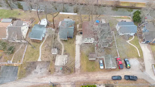 9473 Huron ST, Dextertownship_washtenaw, MI 48169