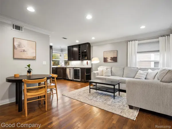 1707 Garfield ST, Ferndalecity_oakland, MI 48220