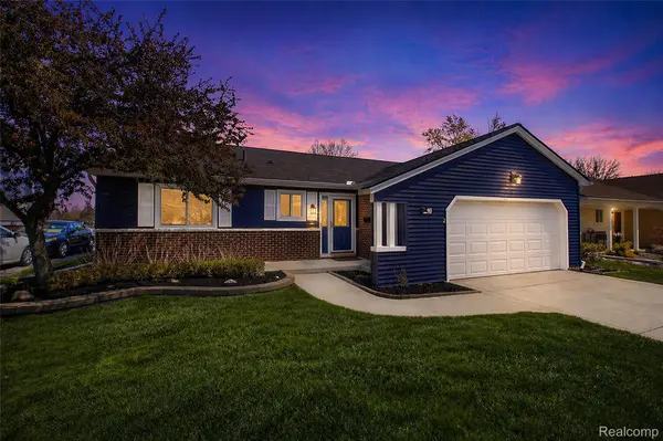 6926 Ardsley DR, Cantonchartertownship_wayne, MI 48187