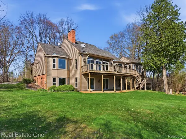 9990 Sashabaw RD, Independencechartertownship_oakland, MI 48348