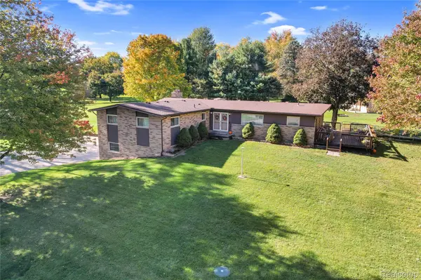 8300 Lawrence AVE, Augustachartertownship_washtenaw, MI 48197