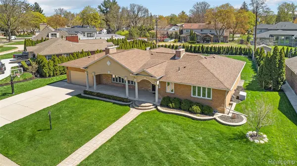 409 Crescent DR, Dearborncity_wayne, MI 48124