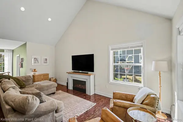 34 Mechanic ST, Oxfordvillage_oakland, MI 48371