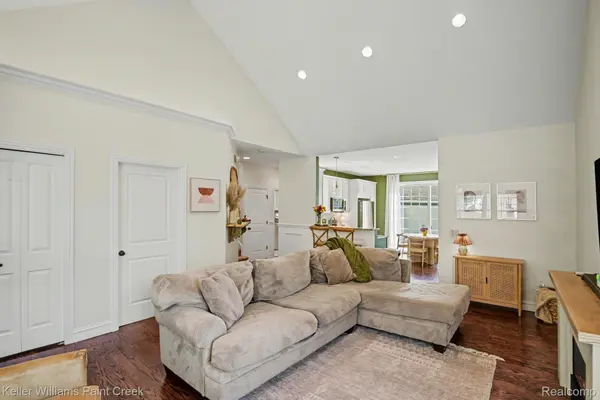 34 Mechanic ST, Oxfordvillage_oakland, MI 48371