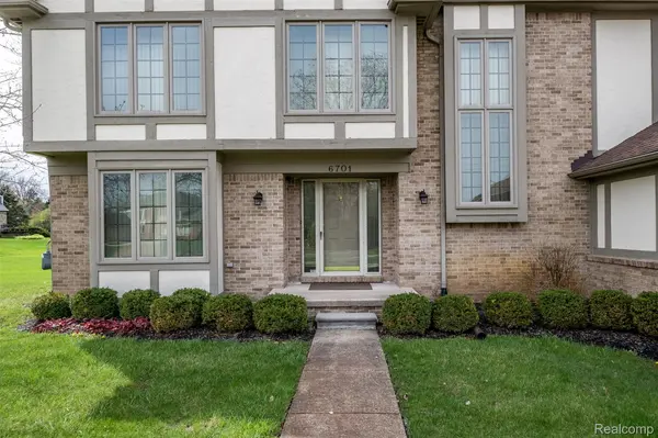 6701 Sun Valley DR, Independencechartertownship_oakland, MI 48348