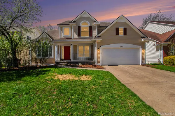 4880 S Ridgeside CIR, Annarborchartertownship_washtenaw, MI 48105