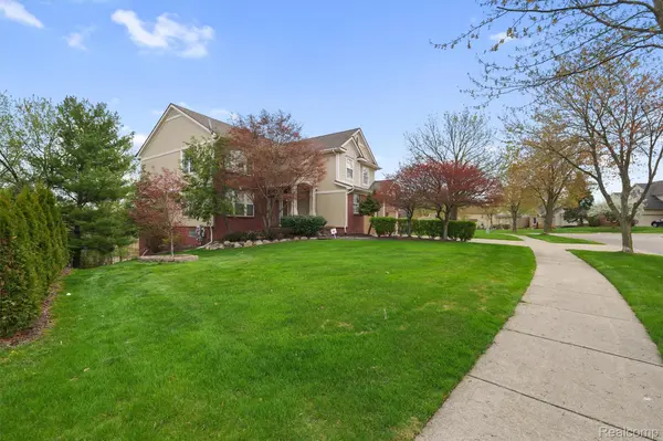 31216 Kingswood BLVD, Novicity_oakland, MI 48377