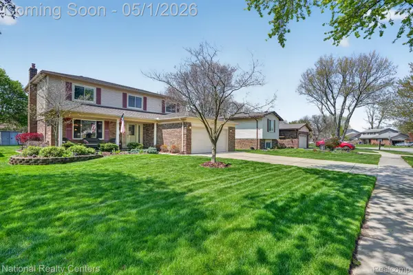 7221 Emerson DR, Cantonchartertownship_wayne, MI 48187