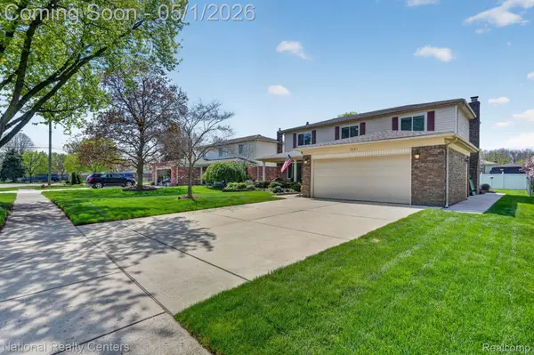 7221 Emerson DR, Cantonchartertownship_wayne, MI 48187