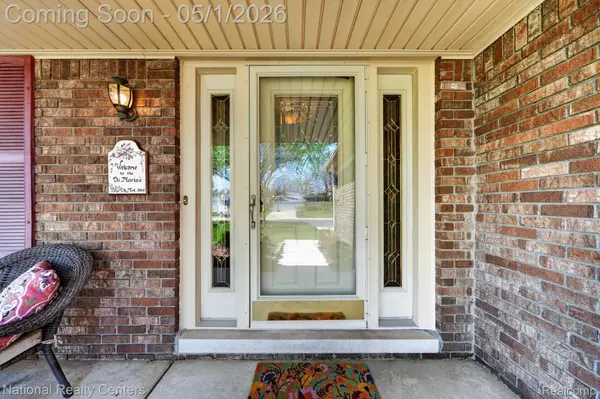 7221 Emerson DR, Cantonchartertownship_wayne, MI 48187