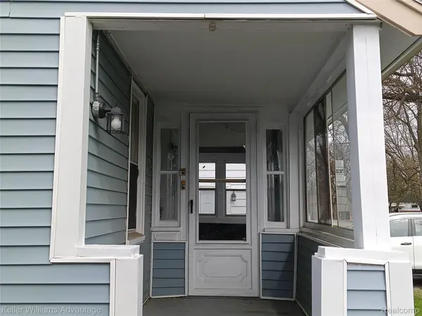 15345 Sumner, Redfordchartertownship_wayne, MI 48239