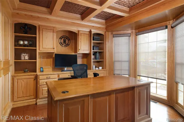 17183 Summit DR, Northvilletownship_wayne, MI 48168