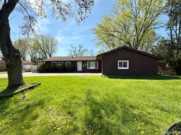 30840 Rock Creek DR, Southfieldcity_oakland, MI 48076