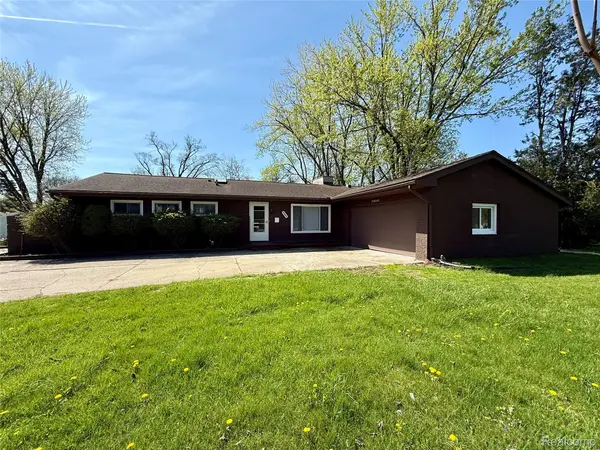 30840 Rock Creek DR, Southfieldcity_oakland, MI 48076